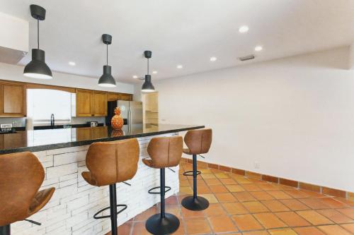 3BR HEATED POOL CLOSE TO BEACH in Boynton Beach (Florida)