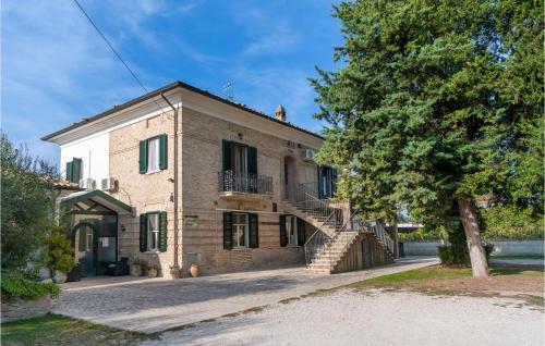  Amazing Apartment In Miglianico With Wifi in Miglianico