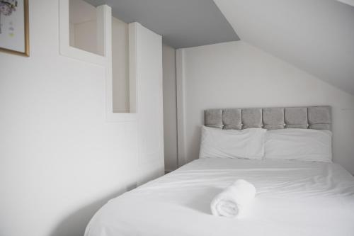 Room in Guest room - Spacious Double Room in Leicester