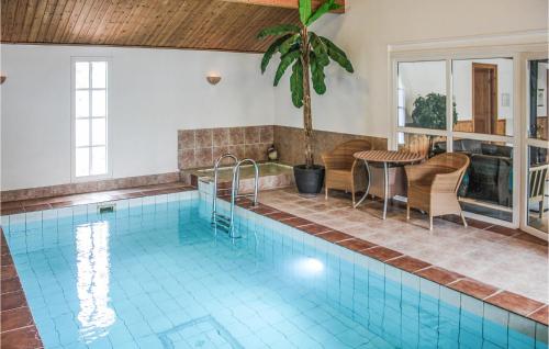 Kolam renang, Gorgeous Home In Kopingsvik With Sauna in Kopingsvik