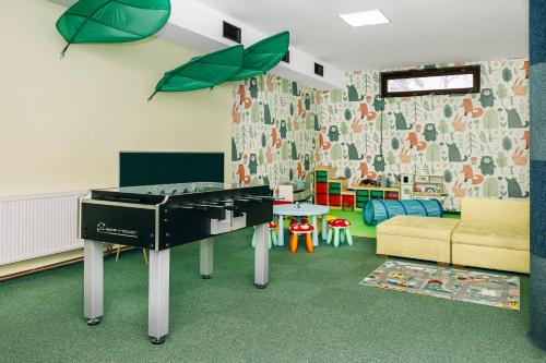 คลับสำหรับเด็ก, Golf & Spa Kunětická Hora (Golf & Spa Kuneticka Hora) in ดรีเตช