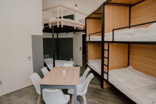 12 Monkeys Apartments, Berlin (photo 9)