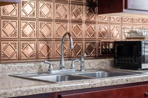 Walkable Downtown Columbus Historic Home, FREE Bikes to use in โคลัมบัส (IN)