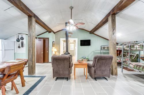 Bunkhouse-Style Studio in Elkins Near ATV Trails! in Elkins, USA