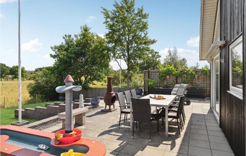 Beautiful Home In Millinge With Wifi in Millinge