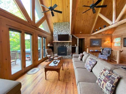 Black Bear Lodge in Ferguson, USA