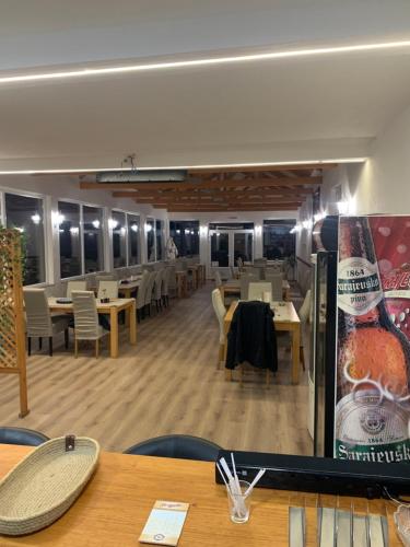 Hotelli välisilme, Papa Bear Bjelasnica in Umoljani