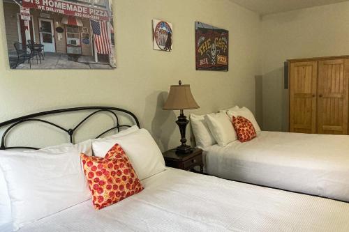Wasser Lodge #105 - Pizza Lovers in New Braunfels, USA