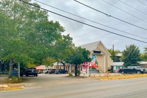 Wasser Lodge #205 - Trout Dr. in New Braunfels, USA