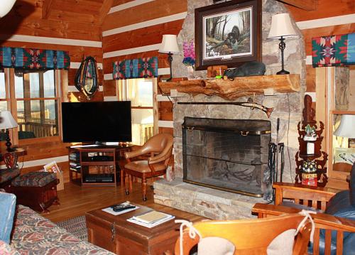 Palomar by Leatherwood Mountains Resort in Ferguson, USA