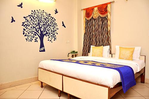 Hotel Marudhar Hotel Marudhar is a popular choice amongst travelers in Bikaner, whether exploring or just passing through. The property offers a wide range of amenities and perks to ensure you have a great time. Ser