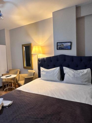 Taksim Castle Suites - image 4