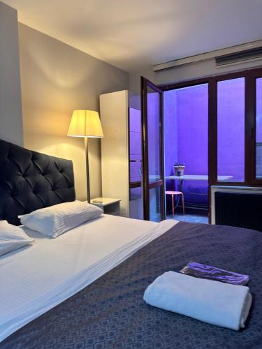 Taksim Castle Suites - image 10