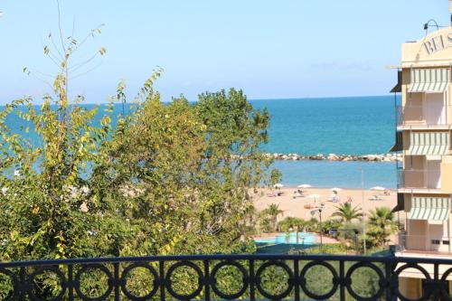 전망, Hotel Antares in 카톨리카