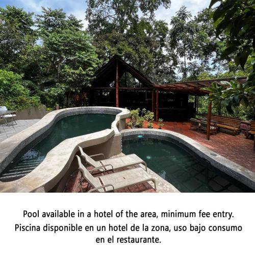 Natural Pacific Suites, private family rooms in Quepos