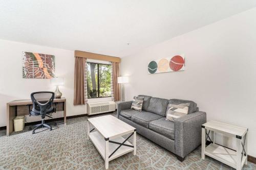 Holiday Inn Express Kernersville an IHG Hotel - image 4