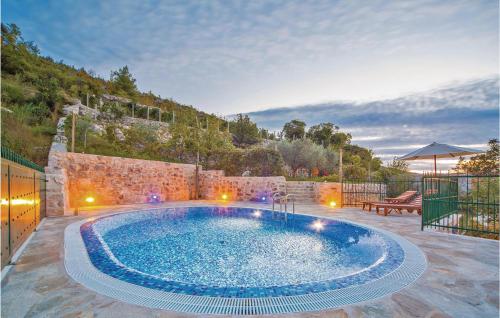 Nice Home In Oslje With Outdoor Swimming Pool