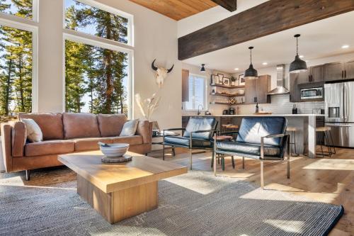 The Basin - Luxury Family Cabin in Philipsburg in Philipsburg (MT)