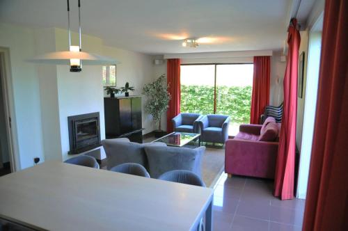 Résidence Durbuy Room Type - Apartment Two-Bedroom Ground Floor (6 Adults) Résidence Durbuy Room Type - Apartment Two-Bedroom Ground Floor (6 Adults)