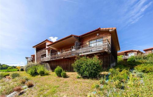 Viesnīcas āriene, Amazing Apartment In Cassen With Swimming Pool in Cassen
