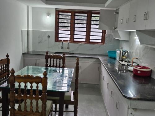 ZEAL HOMES APARTMENTS And RESORTS KOOTHATTUKULAM in Muvatupula