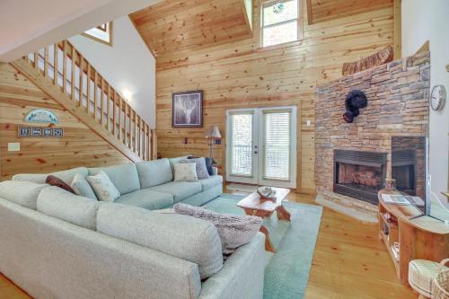 Coosawattee River Resort Home Mins from Blue Ridge - image 12