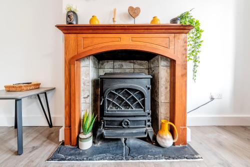 Modern 2 bed 2 Bath House in Sittingbourne by Splendid Stays in เคนท์