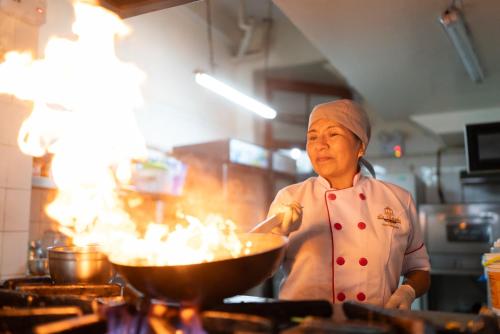 廚房, La Estacion Gran Hotel in 帕卡斯馬約