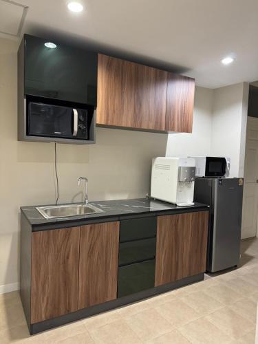 EM HOME Sukhumvit Bangkok near Train and Shopping - 주방