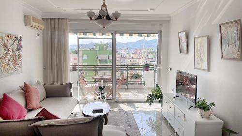 City Views Apartment Blloku - City Center, Tirana