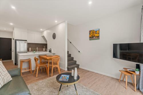 Coronet Escape | Near Shotover & Ski Fields - image 12