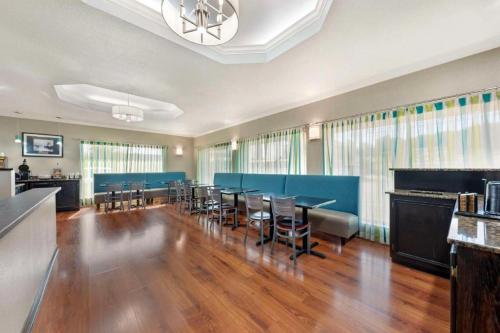 Best Western Post Oak Inn in Burnet, USA