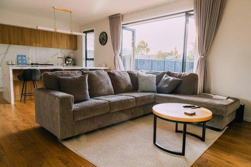 Cosy and Modern spacious home