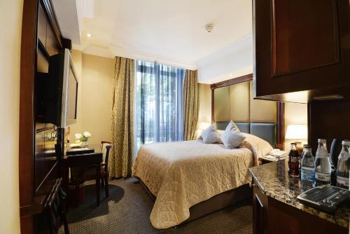 The Premier Notting Hill - image 2
