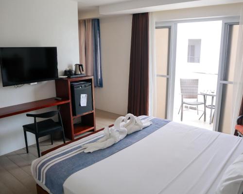 Aira Boracay Hotel Room Type - King Room with Balcony