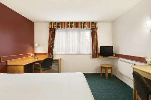 room detail thumbnail 1