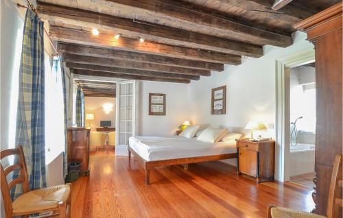 Casa Orange in Santa Maria La Longa