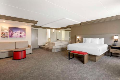 Comfort Inn Edgewater on Hudson River - image 14