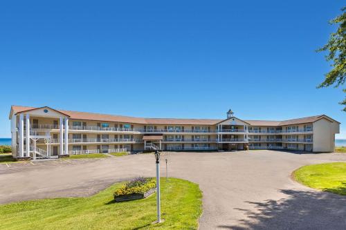 Quality Inn Lakefront - image 10