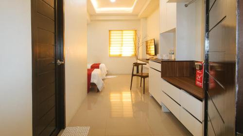 Twin Room image 2