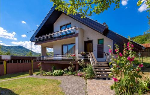 المنظر الخارجي, Beautiful Home In Plaski in Plaski