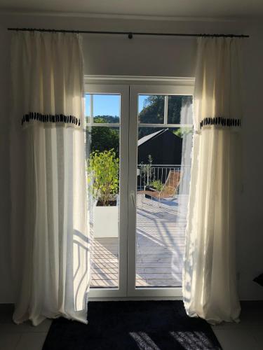 Stilvolle Wohnung für bis zu 5 Personen - mit riesiger Dachterrasse (Stilvolle Wohnung fur bis zu 5 Personen - mit riesiger Dachterrasse) in هايجيرلوش