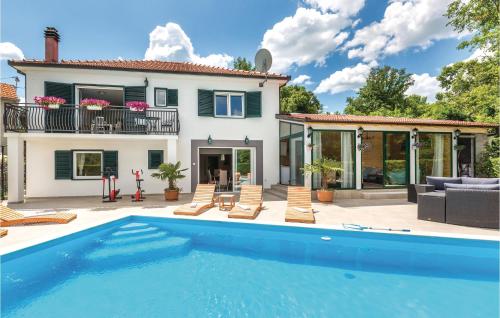 Stunning Home In Kamenmost With Sauna