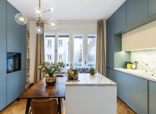 Fraňa by Ellements in old town with balcony, Bratislava (Foto 8)
