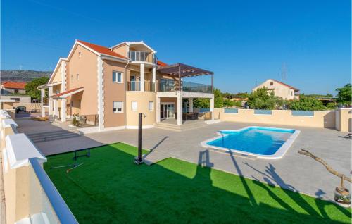 Úszómedence, Luxurious Home In Dubrava Kod Sibenika in Dubrava kod Sibenika