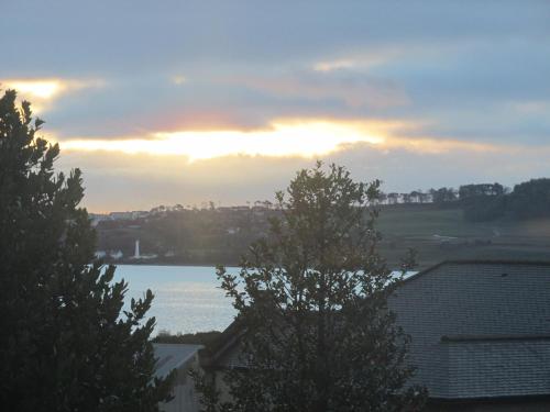 Tayview Hotel - main image