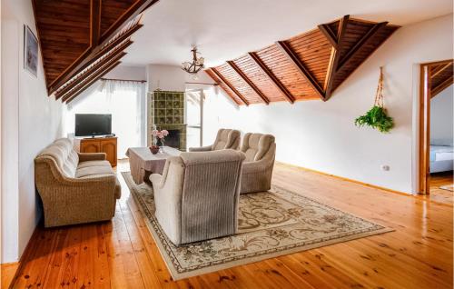 Holiday home Rowy ul. Jarzebinowa - image 6