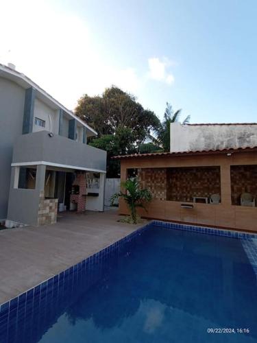 Apartamento no Forte Orange - Itamaraca, pé na areia de frente para o mar