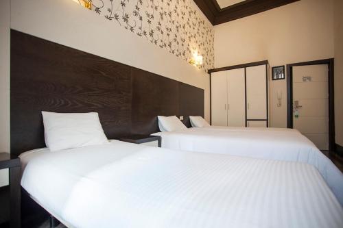 Alhambra Suites - main image