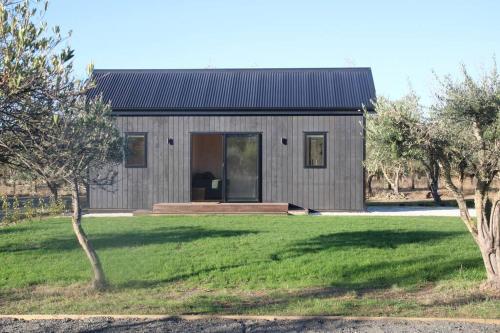 . Olive Grove Cabin Waipara